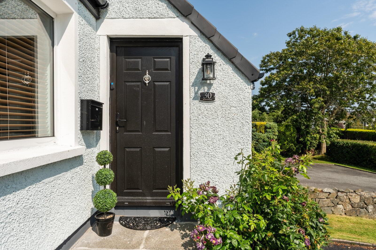 30 Whiteways 2 of 44
