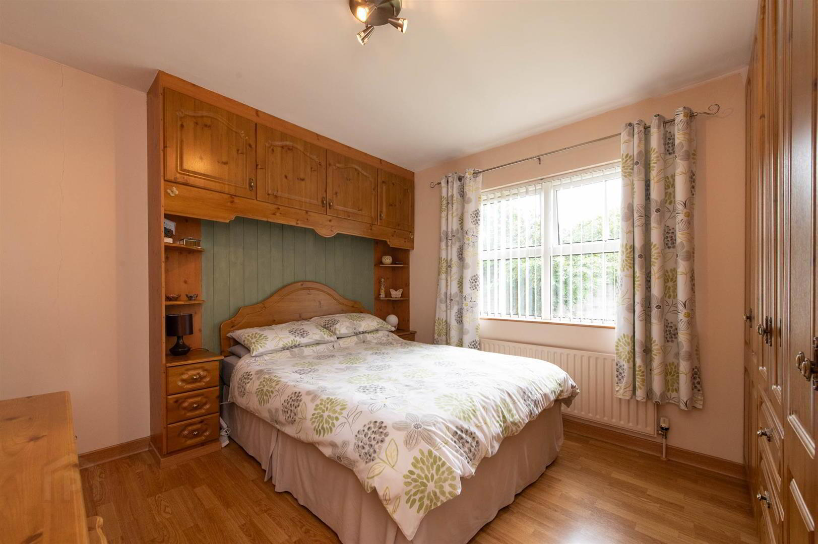 96a Commons Road 11 of 25