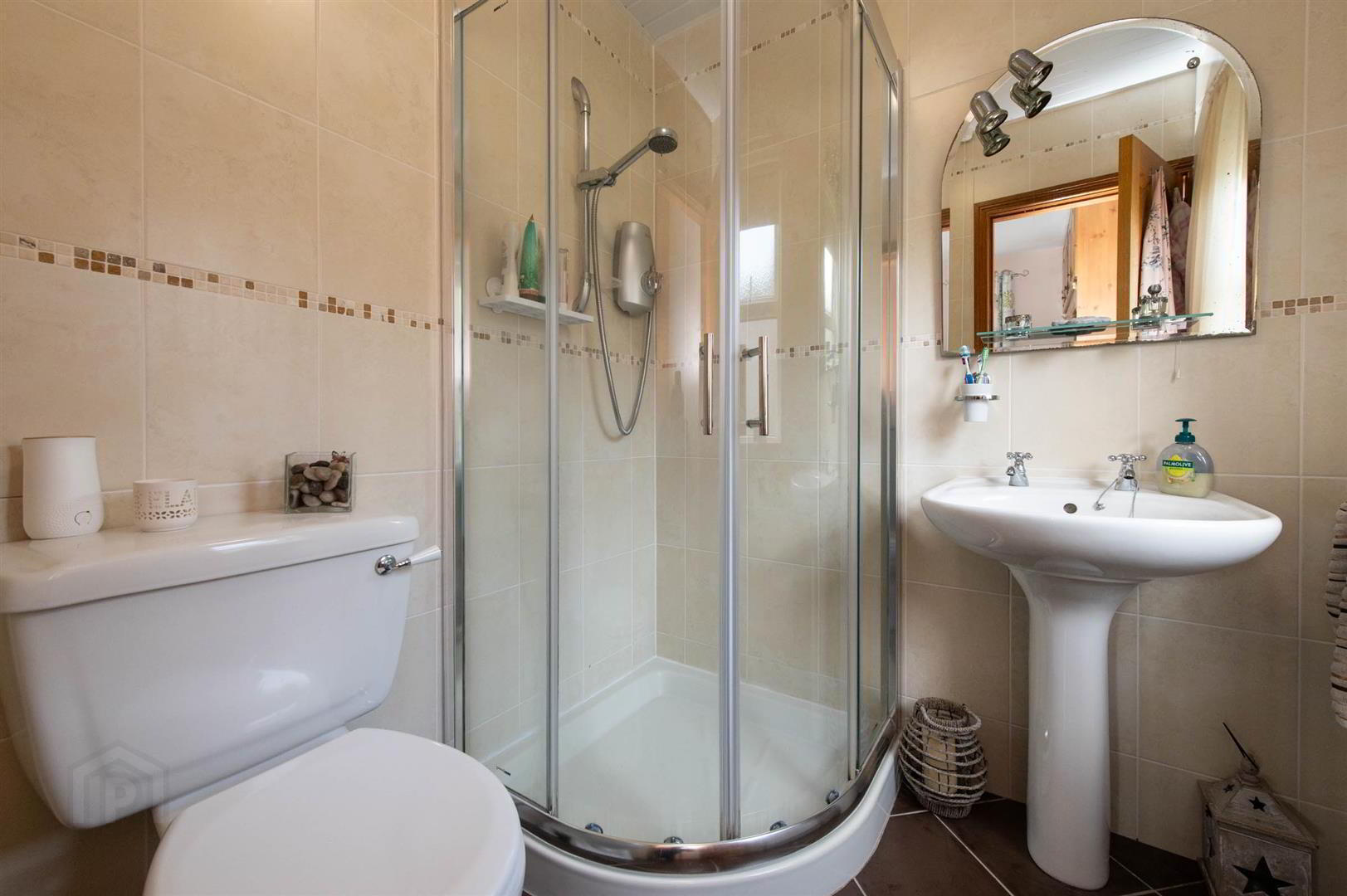 96a Commons Road 12 of 25