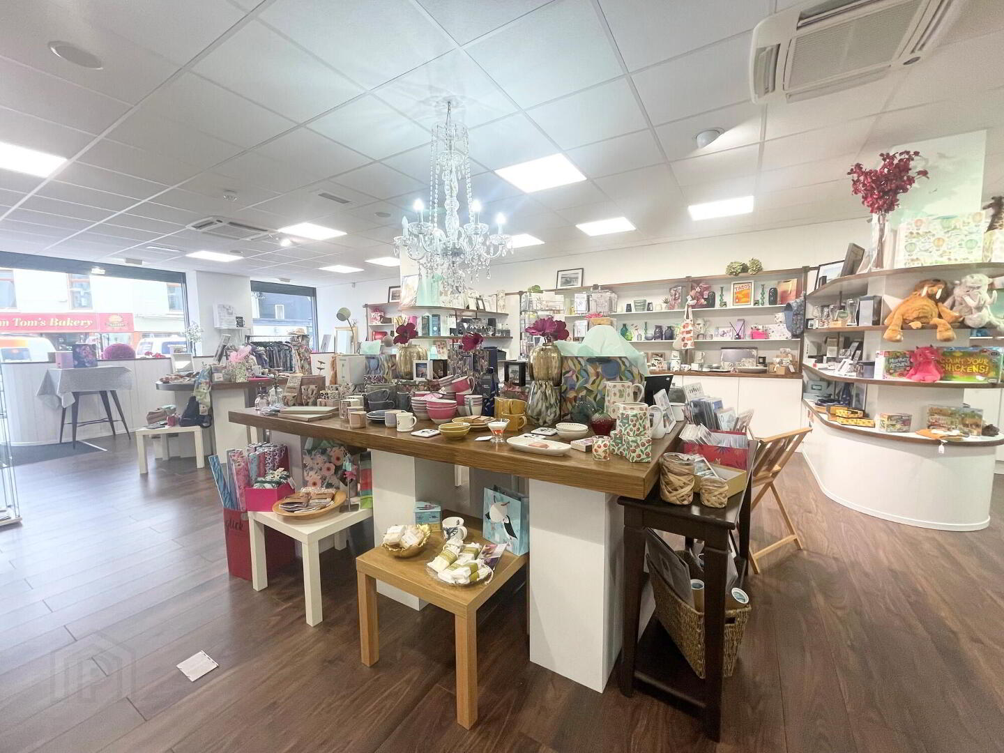 Memento, 4 Causeway Street 9 of 11