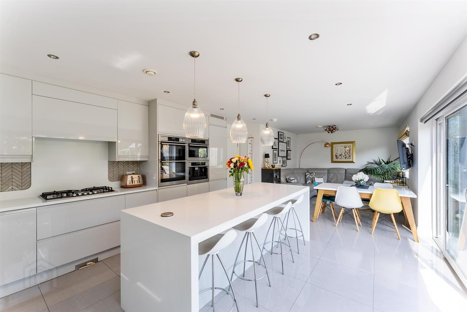 49 Baronsgrange Park 12 of 38