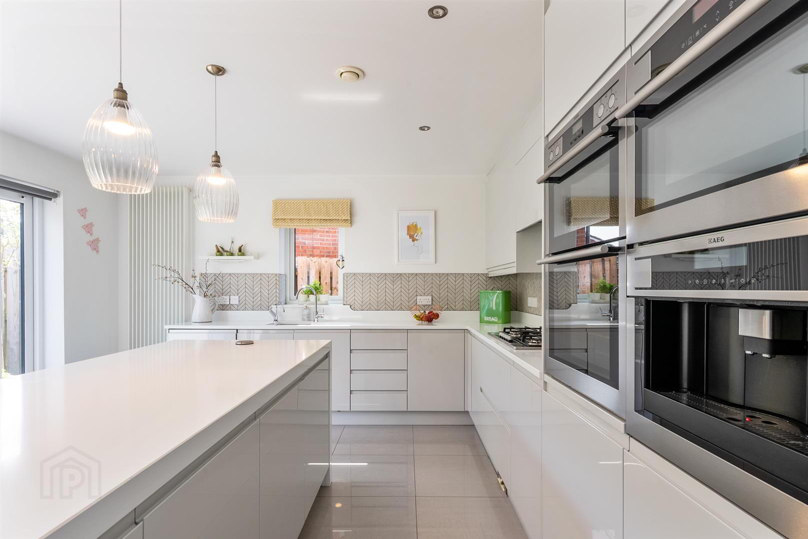 49 Baronsgrange Park 13 of 38