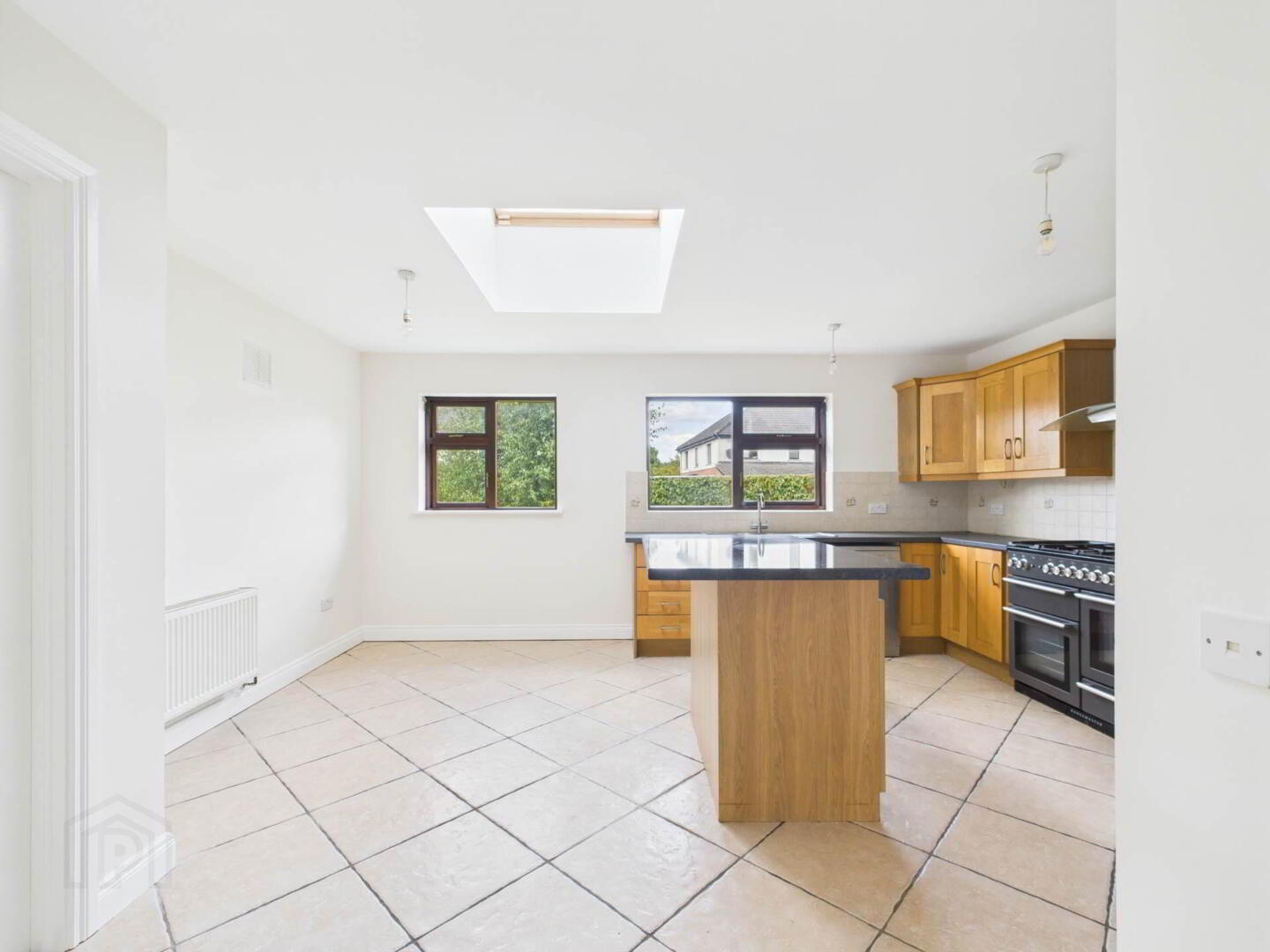 27 Bridgefield Manor 16 of 44
