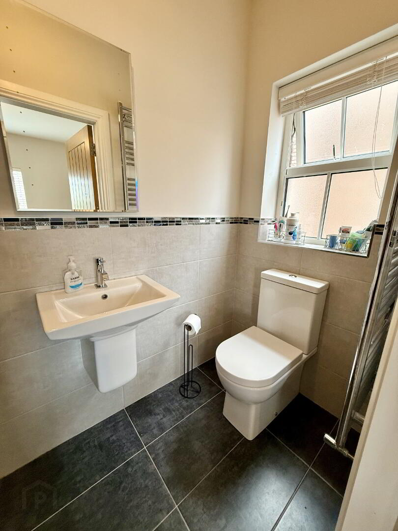 36 Limestone Square, Rock Road 27 of 40