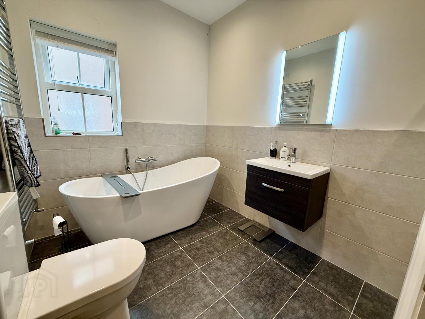36 Limestone Square, Rock Road 34 of 40