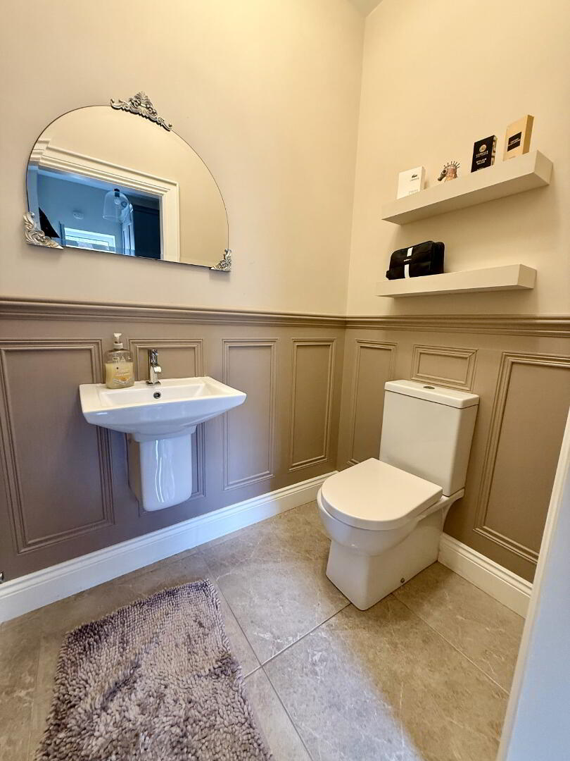 36 Limestone Square, Rock Road 21 of 40