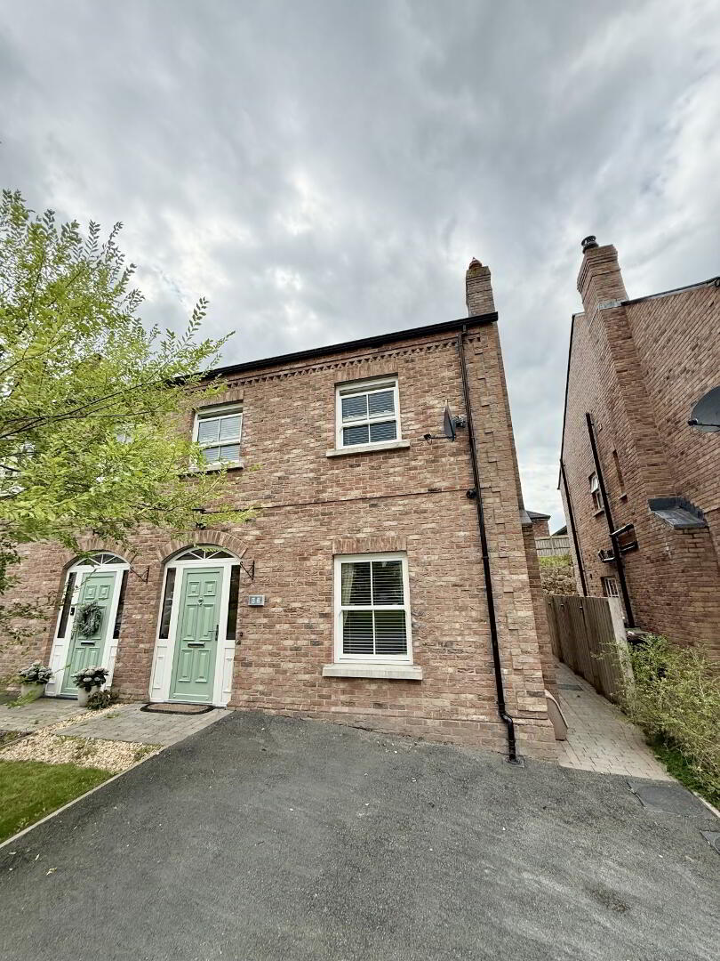 36 Limestone Square, Rock Road 2 of 40