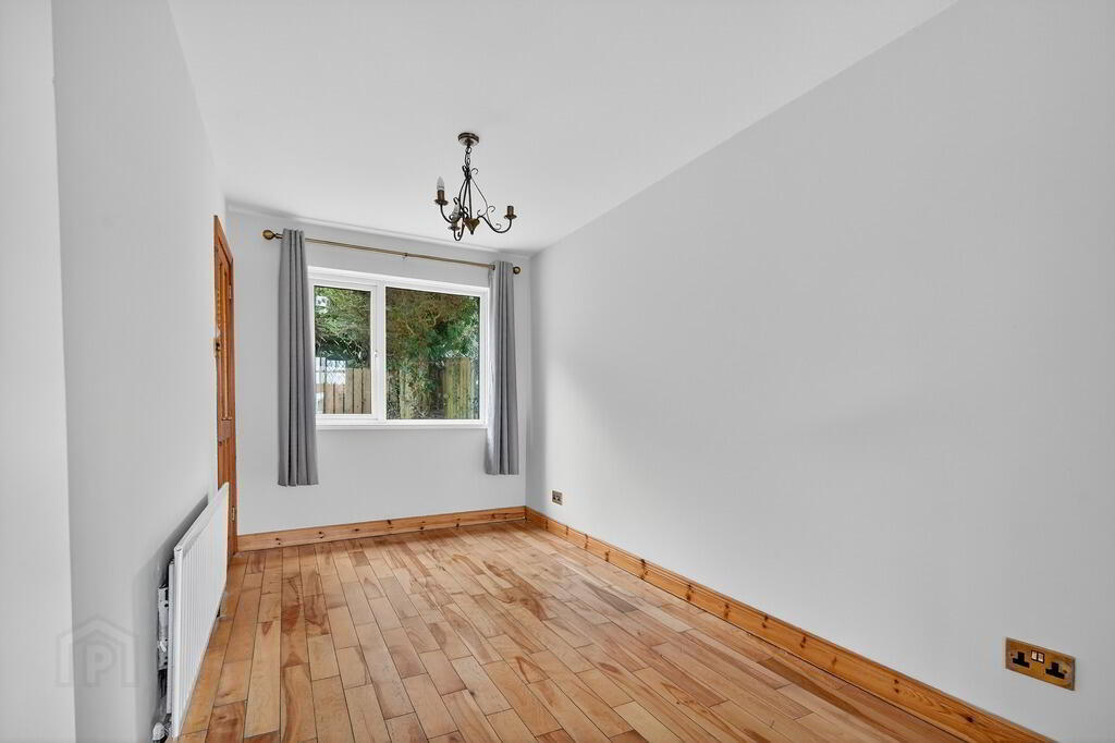 7 Windermere Close 7 of 17