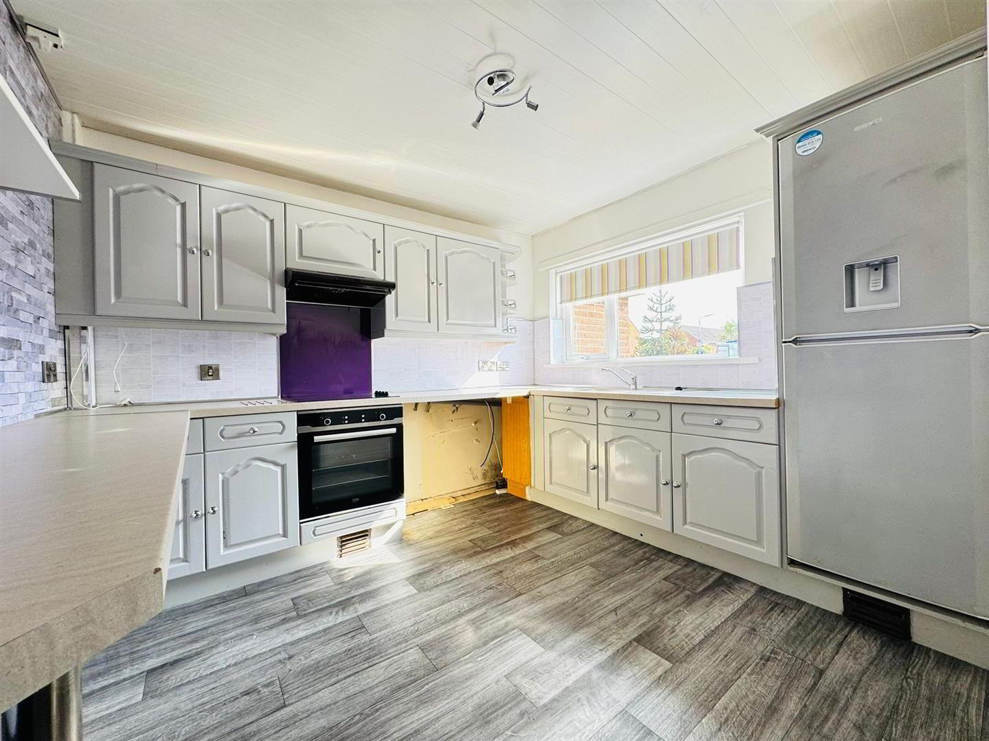 22 Harmin Drive 3 of 10