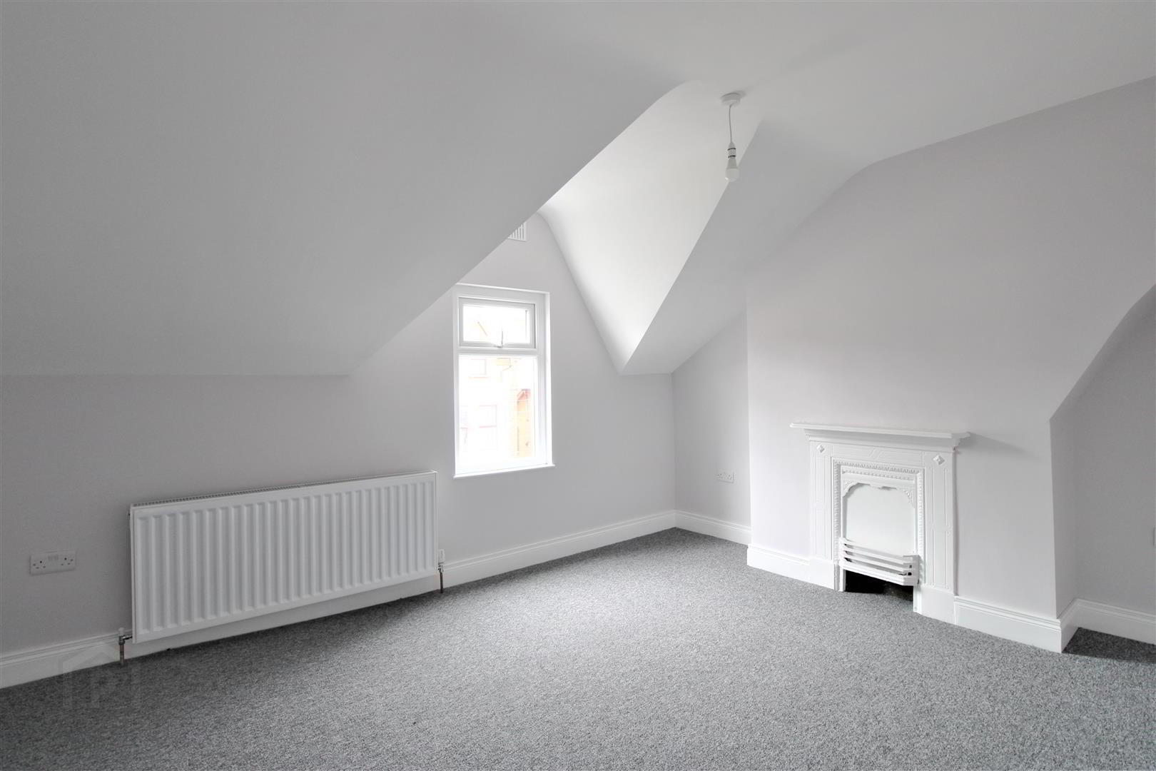 6 Clifton Crescent 15 of 20