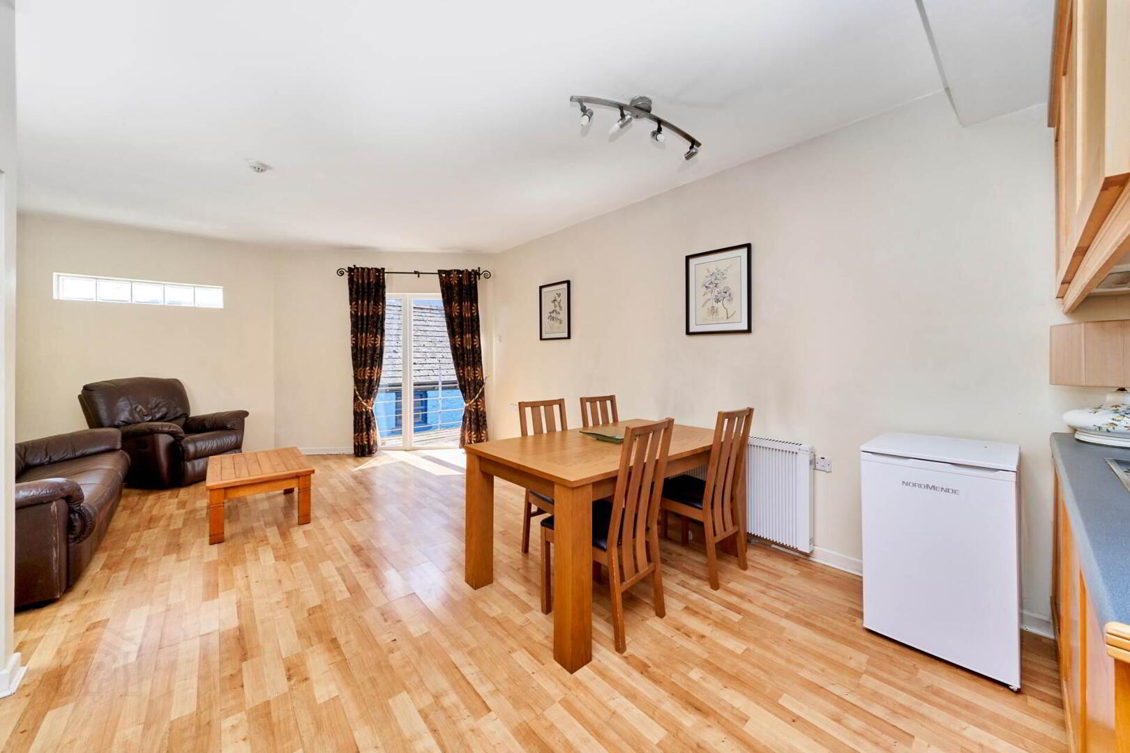 Apartment 4 Metges Lane 6 of 22