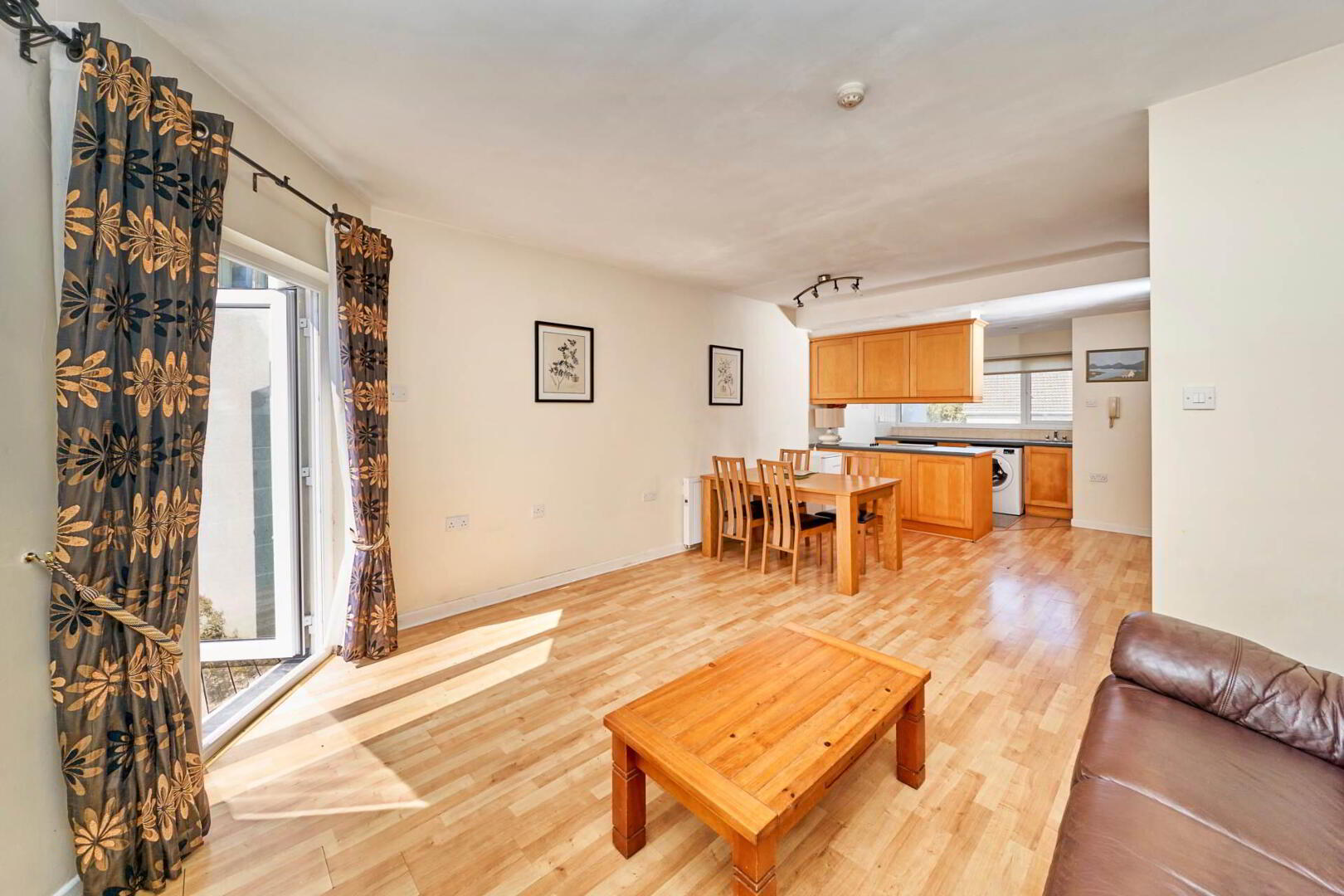 Apartment 4 Metges Lane 5 of 22