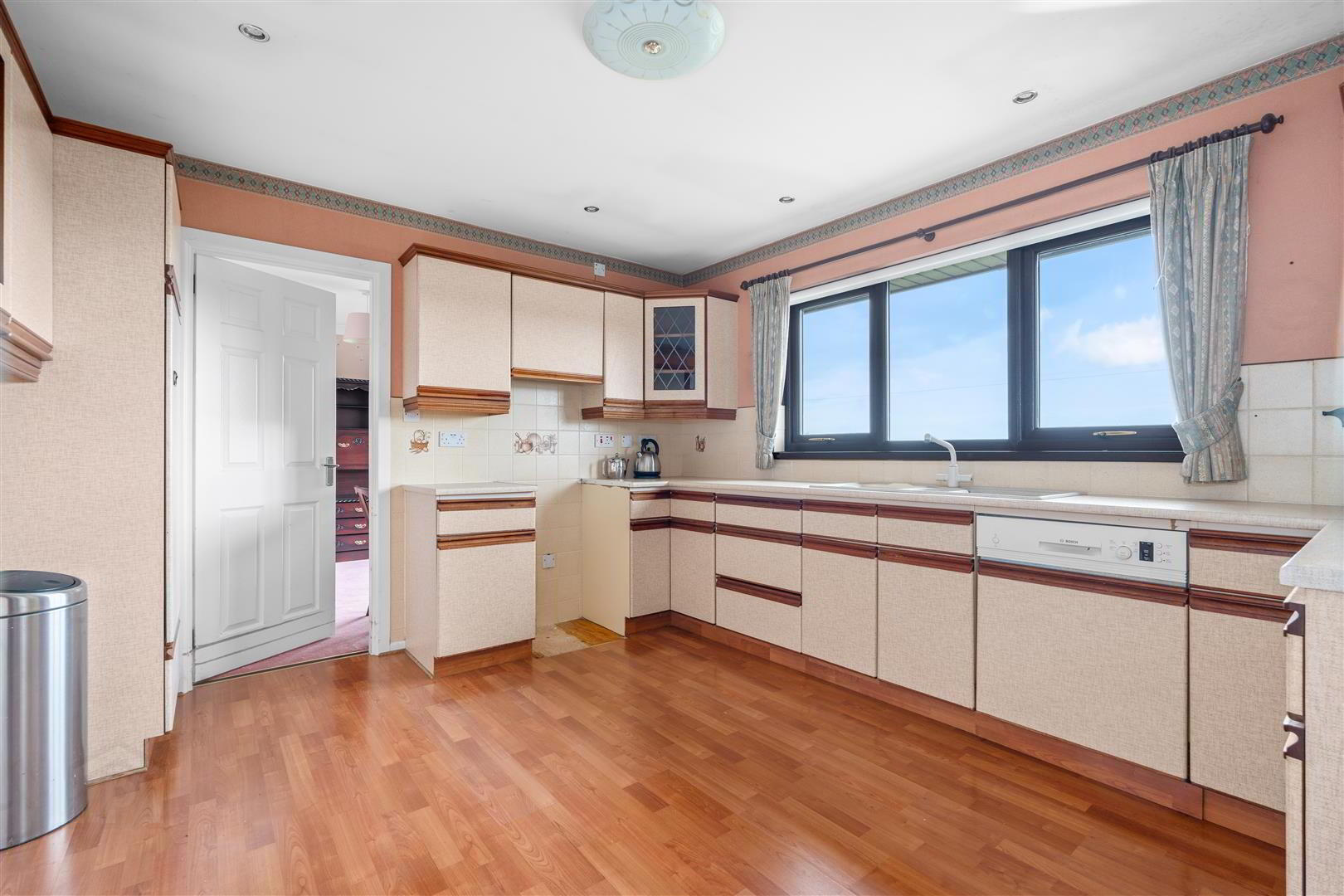 Windy Ridge, 84a Manse Road 6 of 17