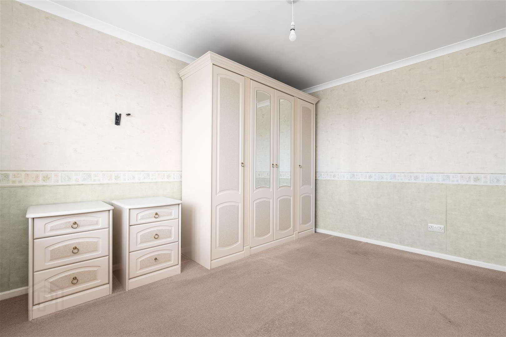 Windy Ridge, 84a Manse Road 9 of 17