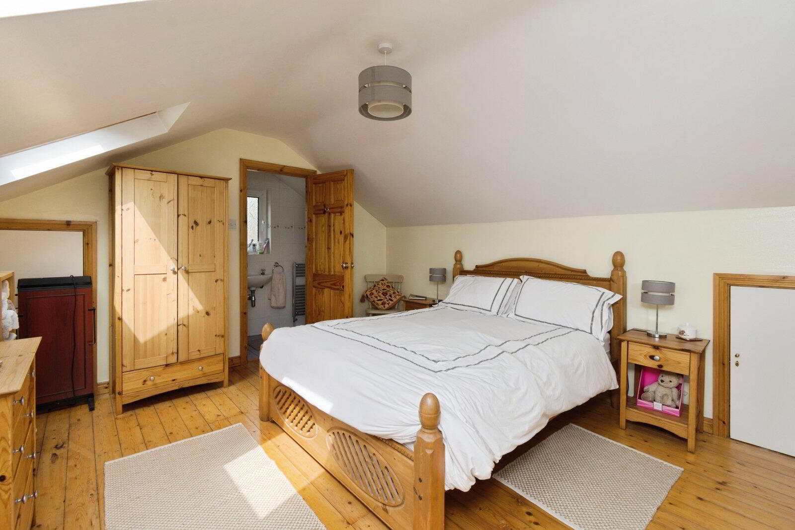 10 Glen Road 13 of 22