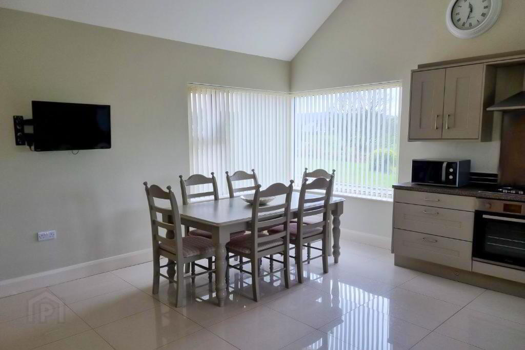 57 Altinure Road 6 of 22