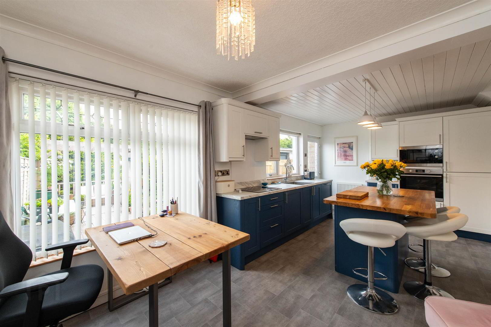 3 Moyra Close 15 of 36