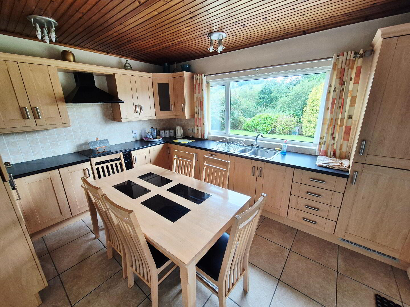 28a Coleraine Road 11 of 23