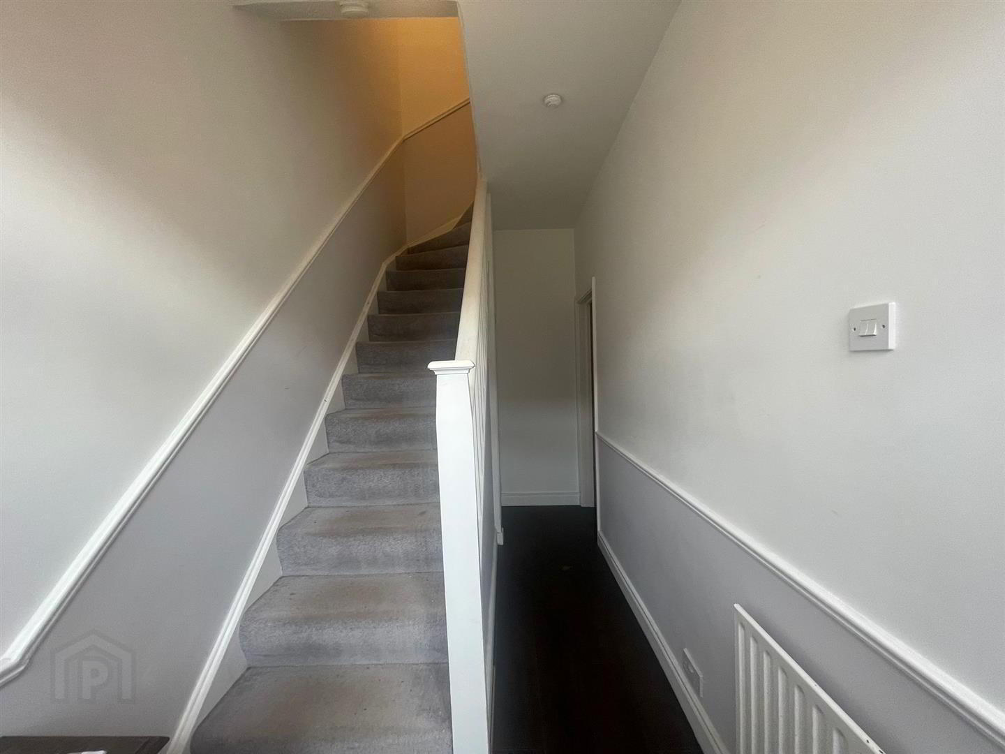 92 Downshire Road 2 of 11