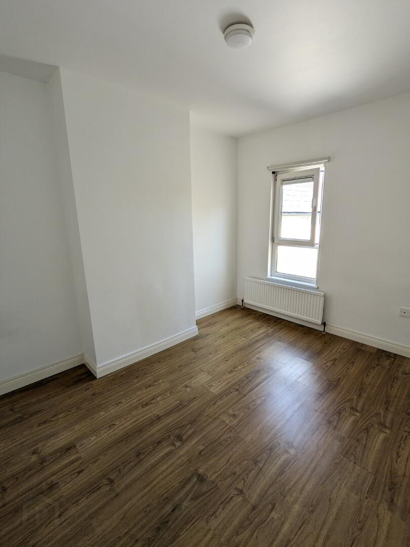 Room To Let, 177 Thomas Street 3 of 4