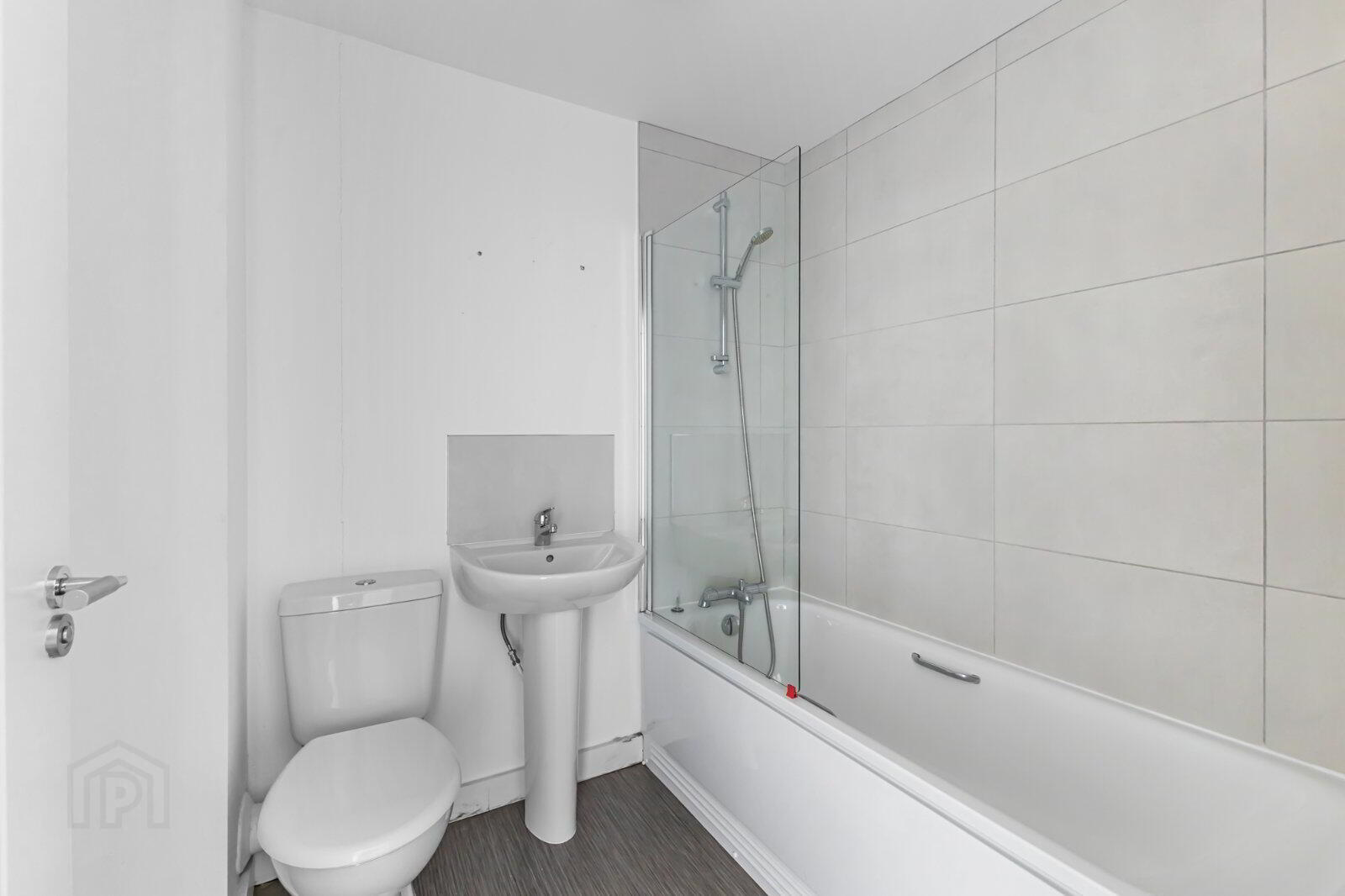 Apartment 6 The Sandford Building 25 Bridge End 8 of 23