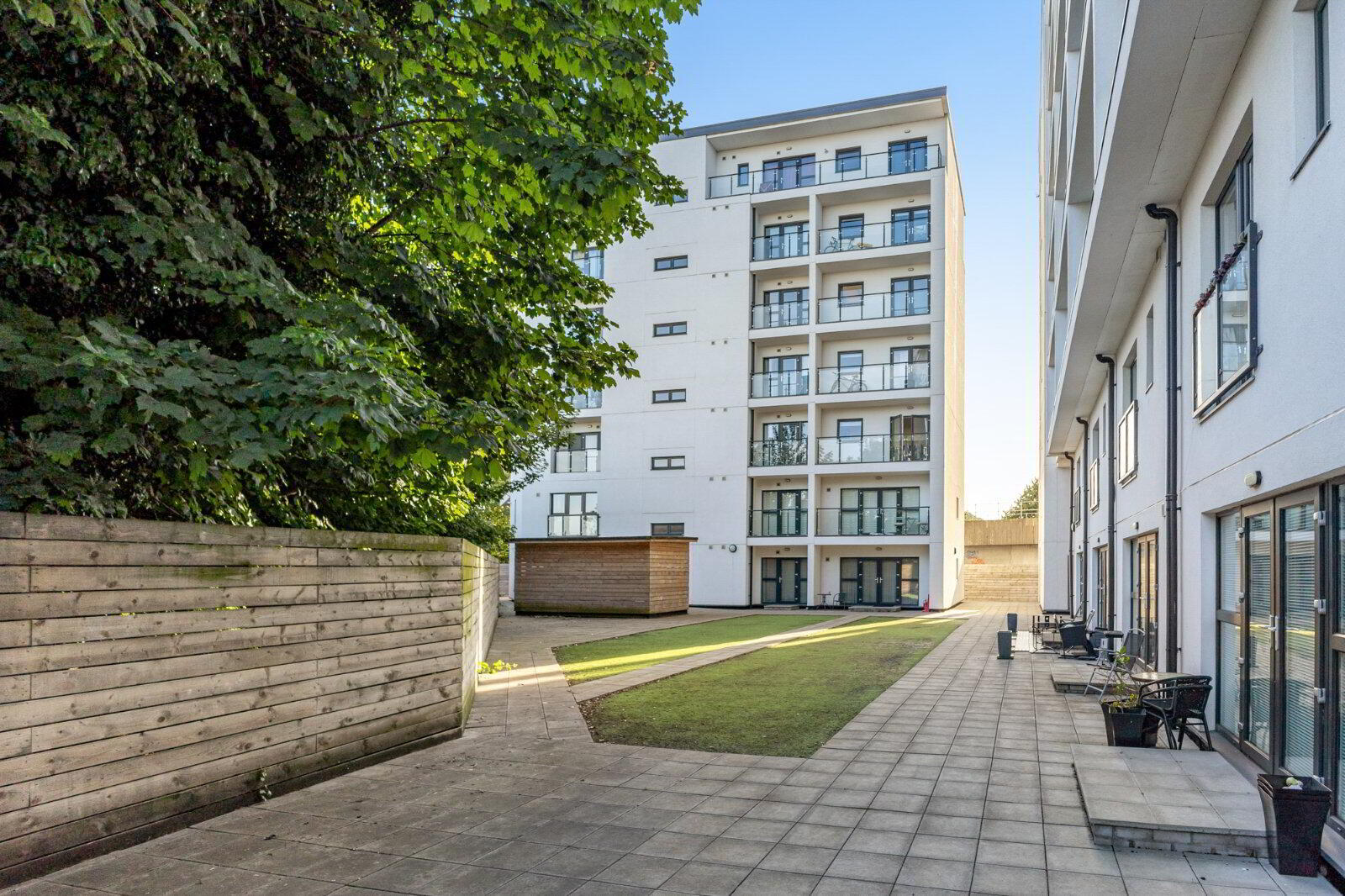 Apartment 6 The Sandford Building 25 Bridge End 19 of 23