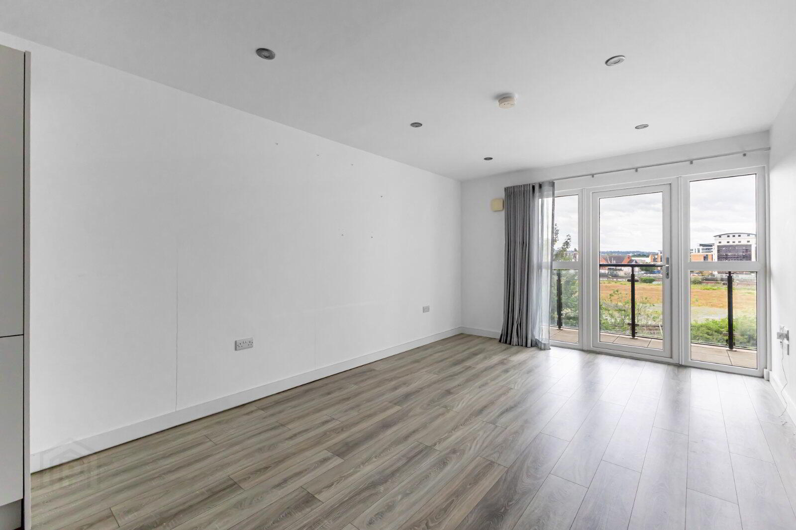 Apartment 6 The Sandford Building 25 Bridge End 14 of 23