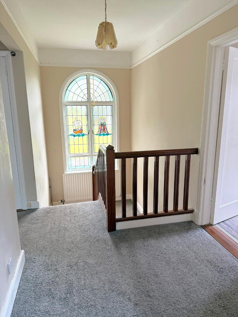 300 Drumsurn Road 9 of 18