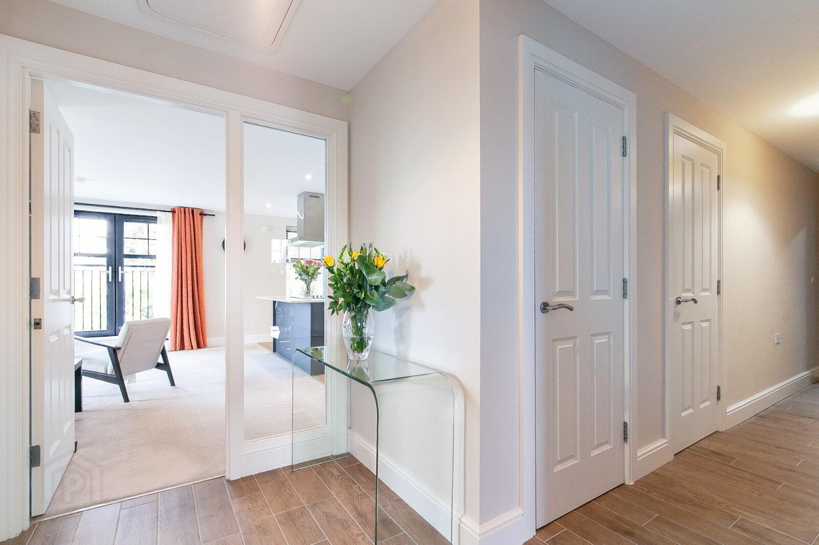 Apartment 11i Oakfield Park 6 of 12