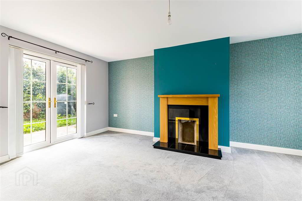 4 Iveagh Manor 6 of 24
