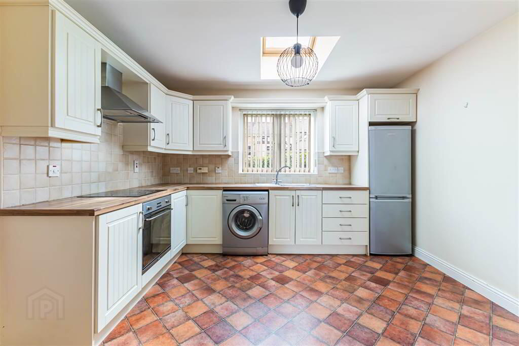 4 Iveagh Manor 10 of 24