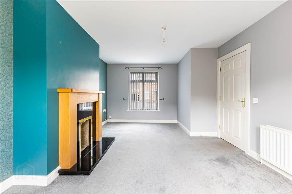 4 Iveagh Manor 8 of 24