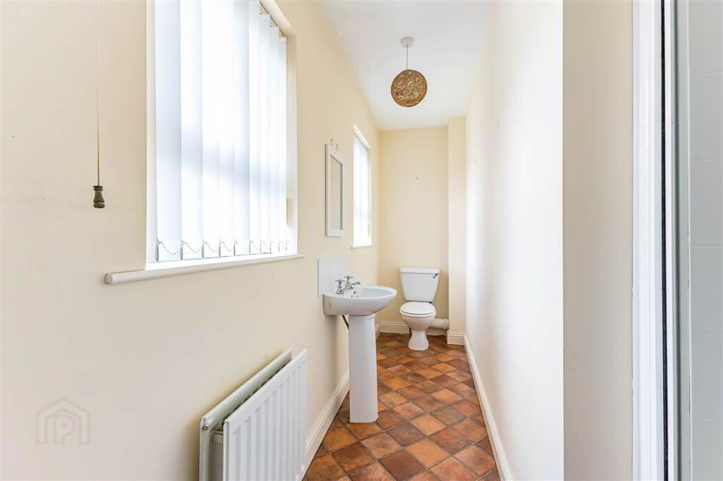 4 Iveagh Manor 13 of 24