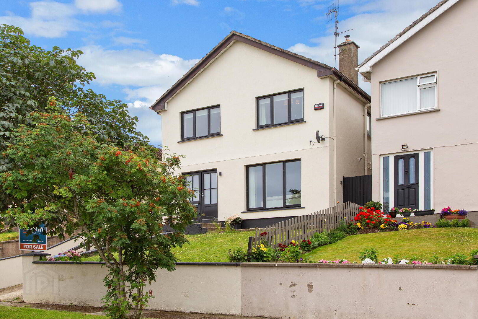 12 Glenvale Park 1 of 19