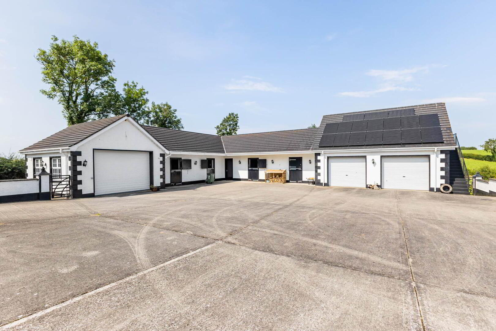 "The Oaks", 23 Oakhill Road 34 of 45