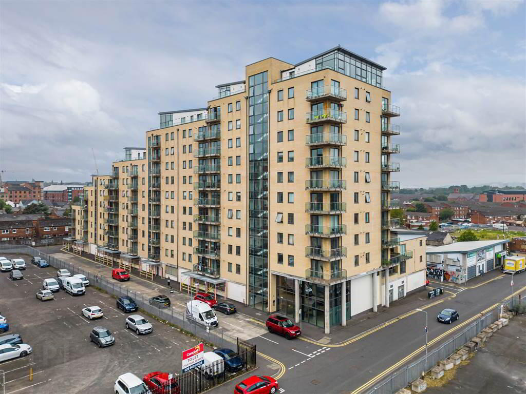 32 Victoria Place, 20 Wellwood Street 1 of 20