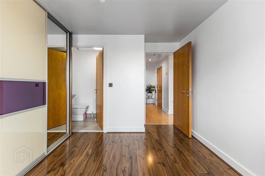 32 Victoria Place, 20 Wellwood Street 12 of 20