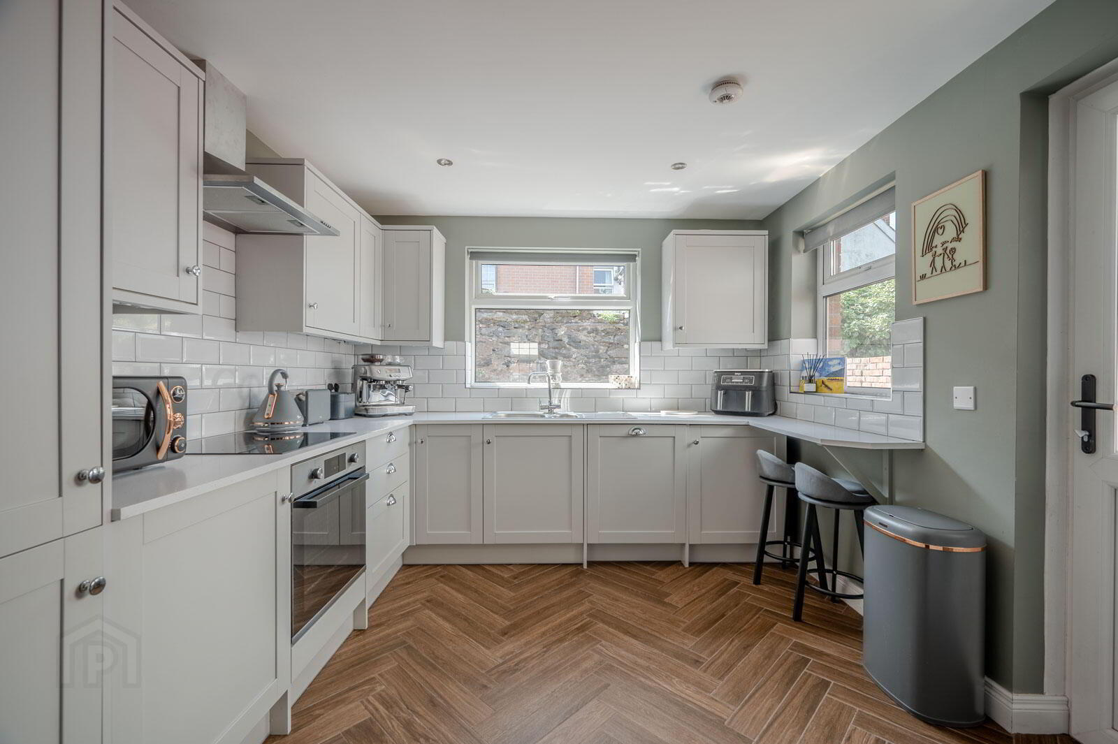 29 Downshire Road 8 of 20