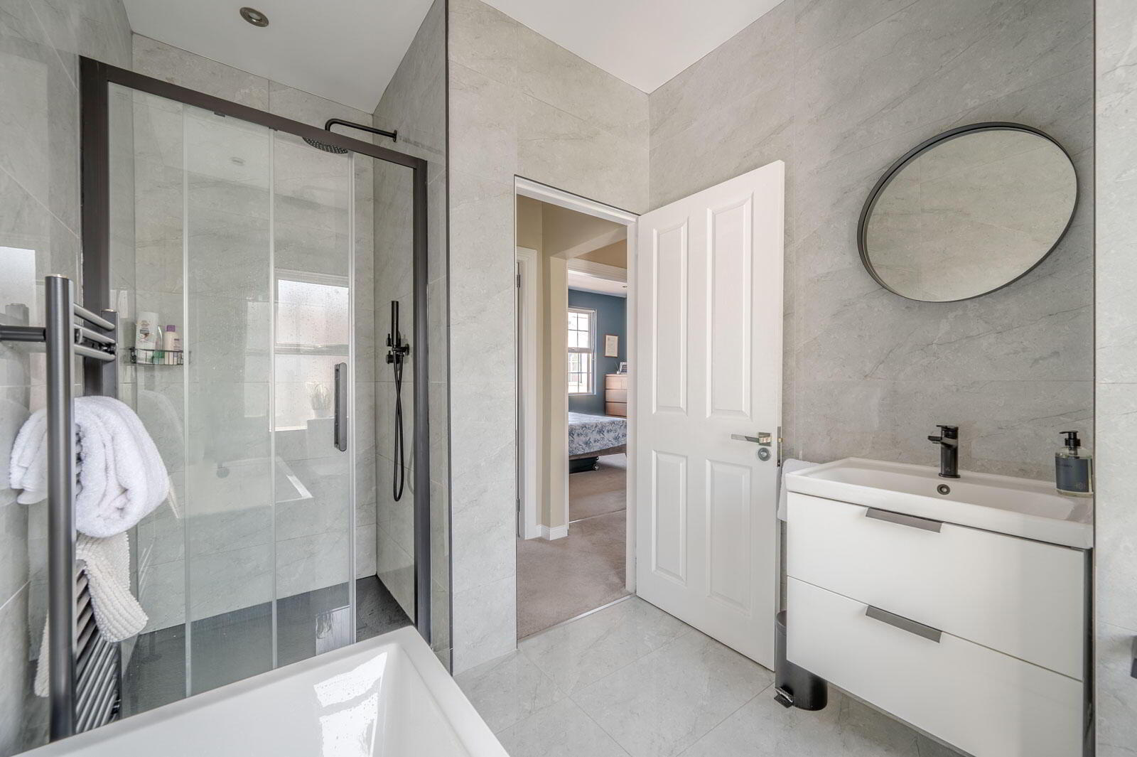 29 Downshire Road 16 of 20