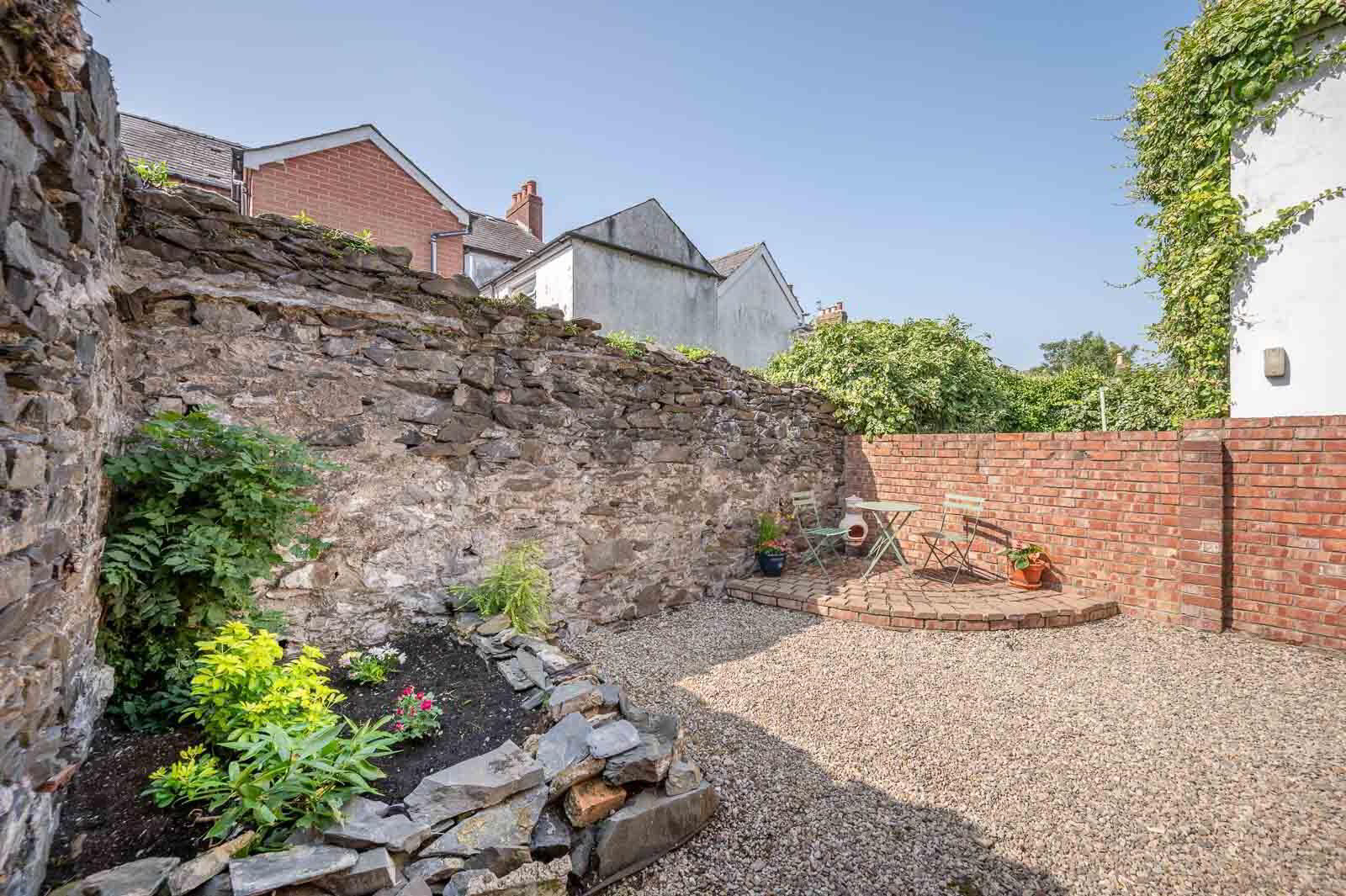 29 Downshire Road 17 of 20