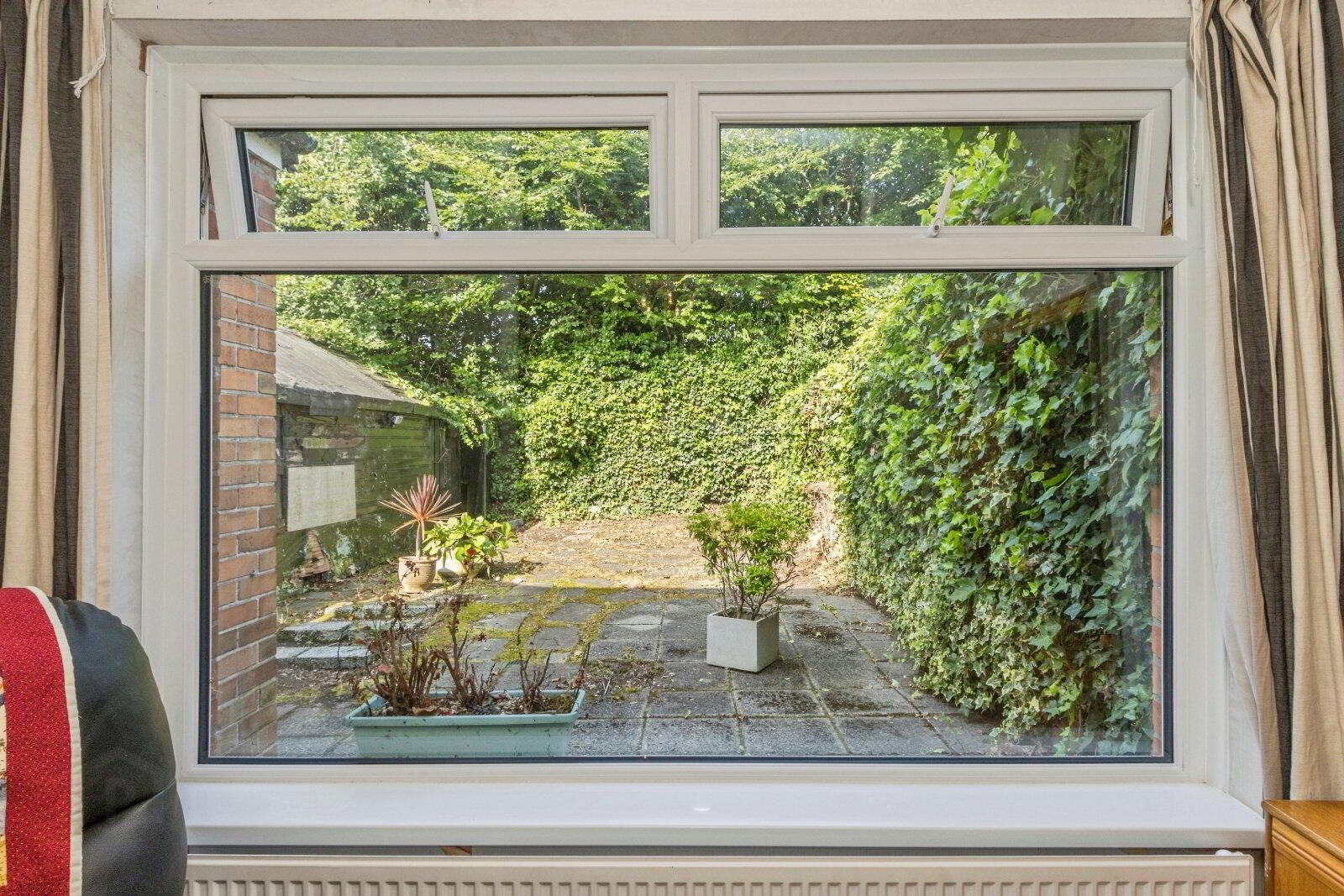 181 Ravenhill Road 8 of 20