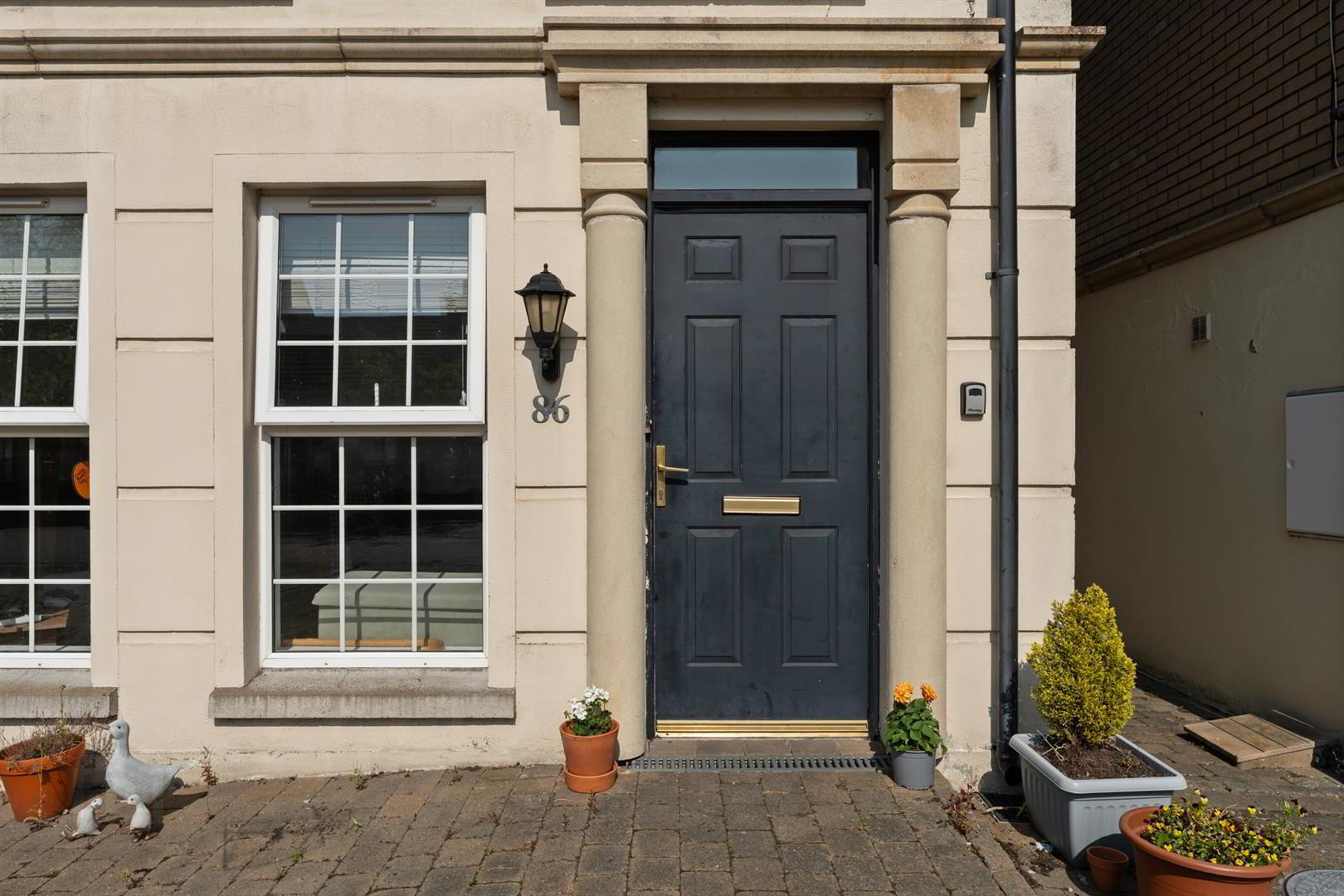 86 Leathem Square 3 of 24