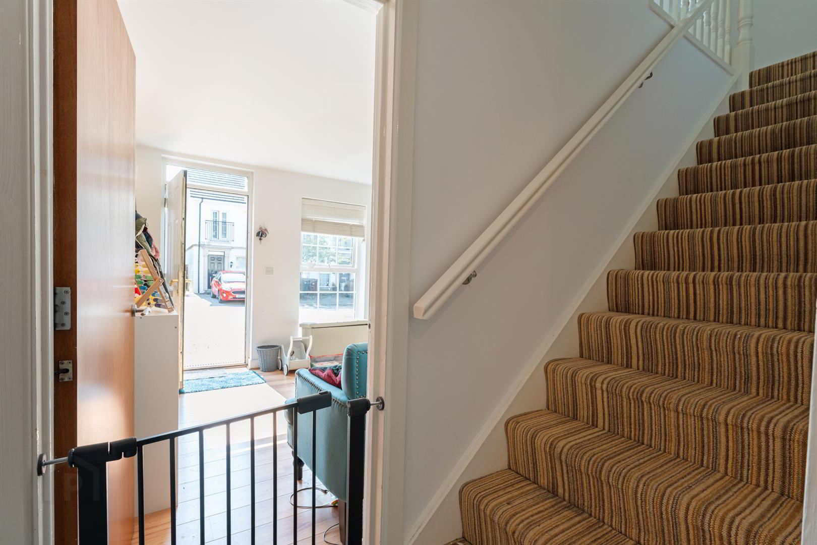 86 Leathem Square 8 of 24