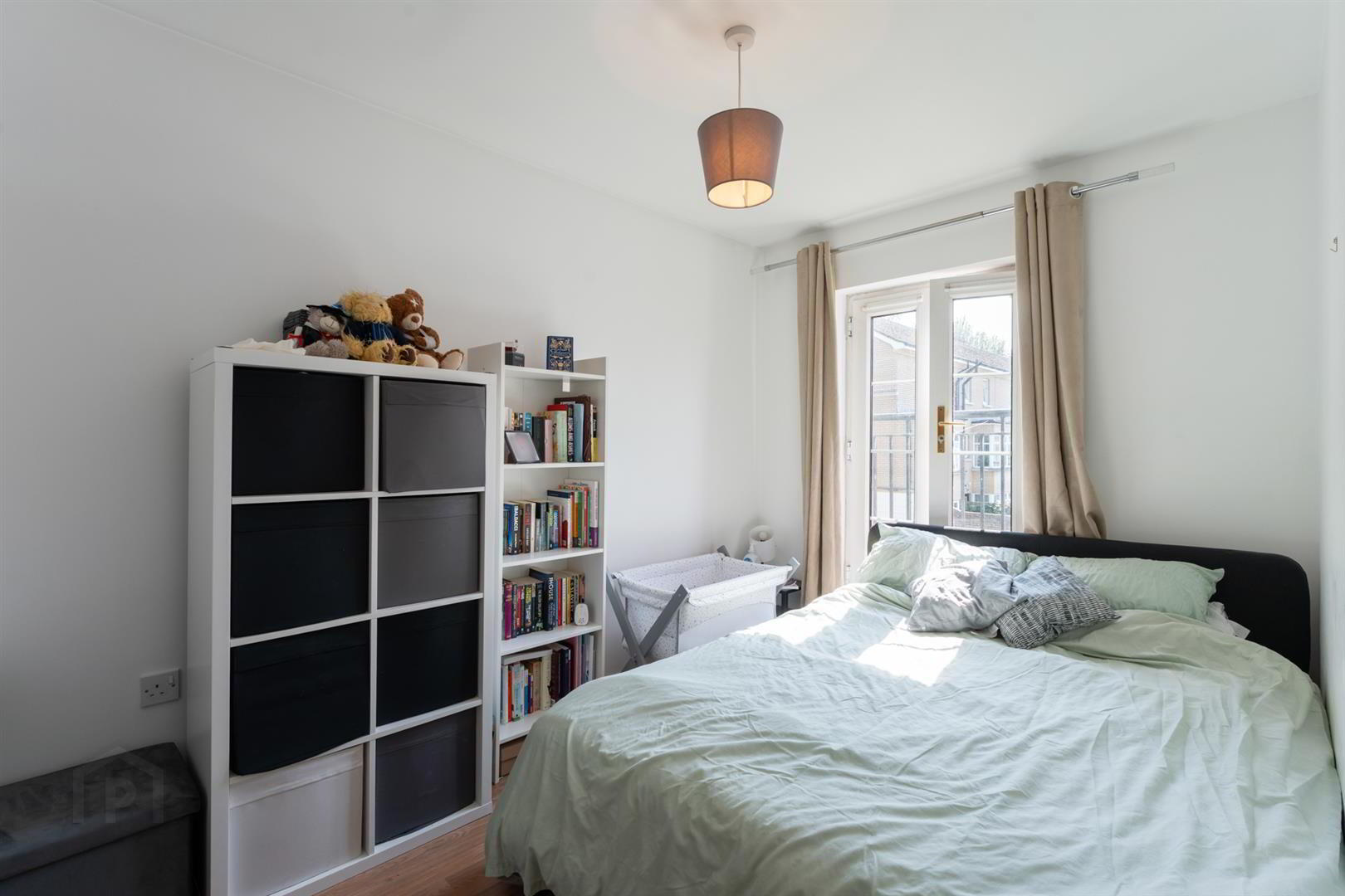 86 Leathem Square 14 of 24