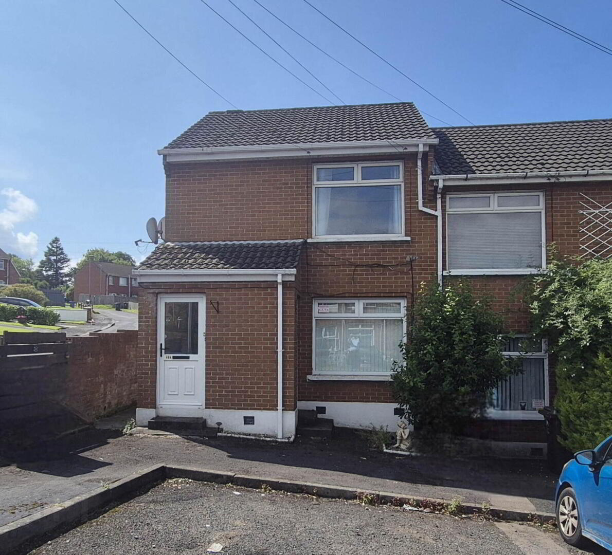 68a Winchester Park 1 of 14