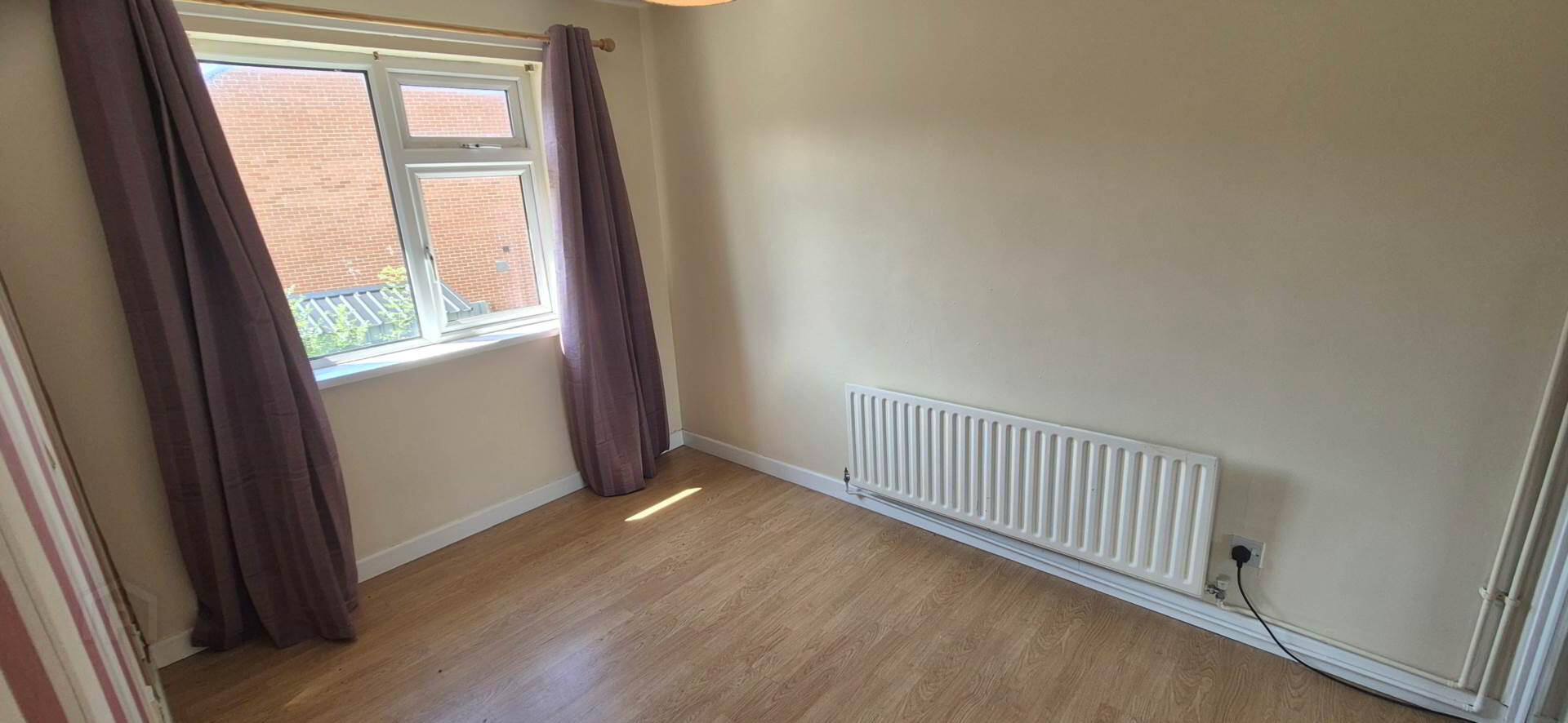 68a Winchester Park 12 of 14