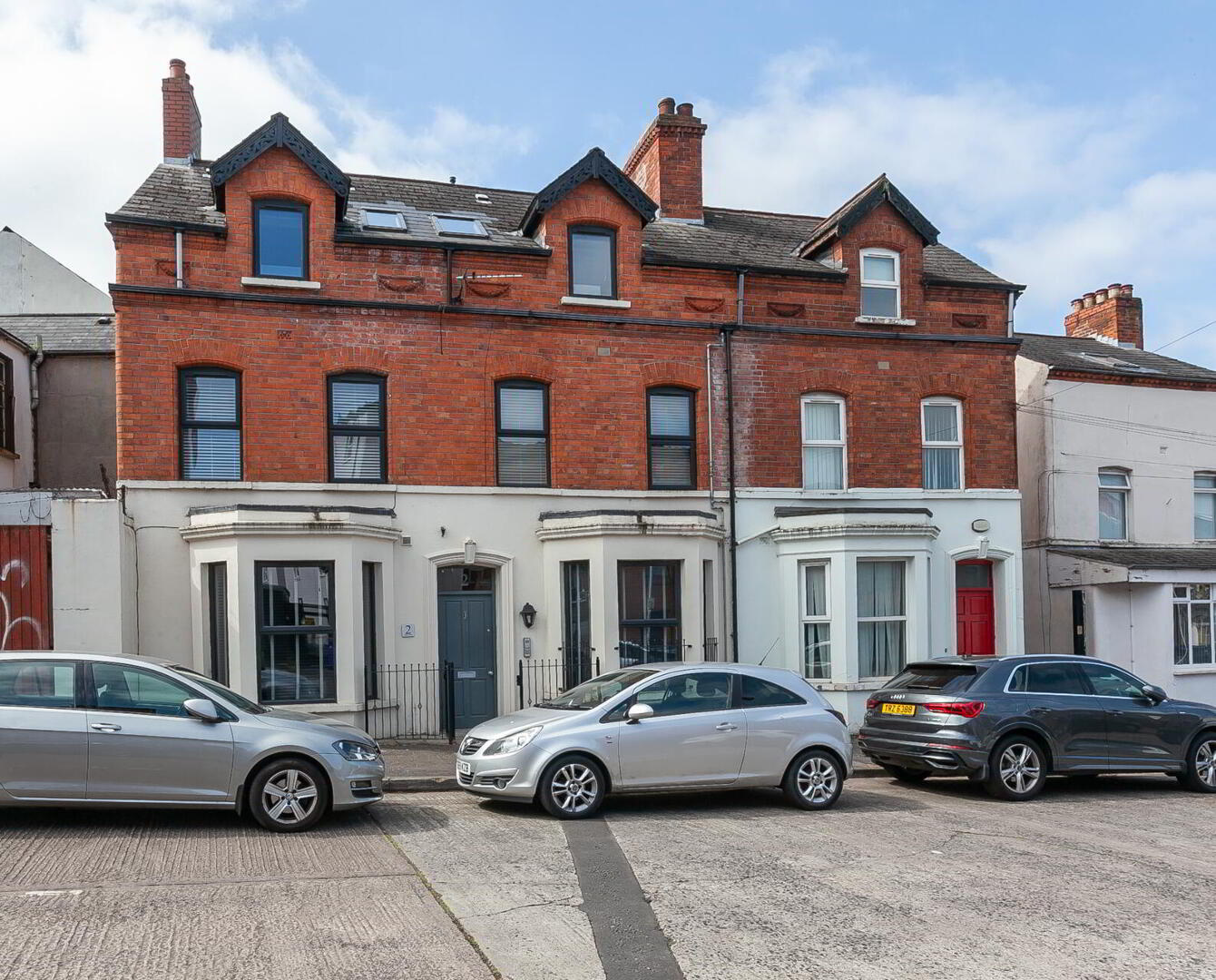 Flat C, 2 Surrey Street 1 of 17