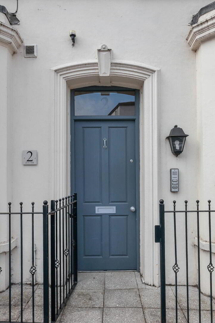property description image