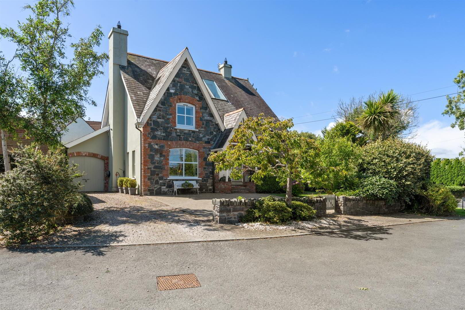 10 Stockbridge Road 1 of 49