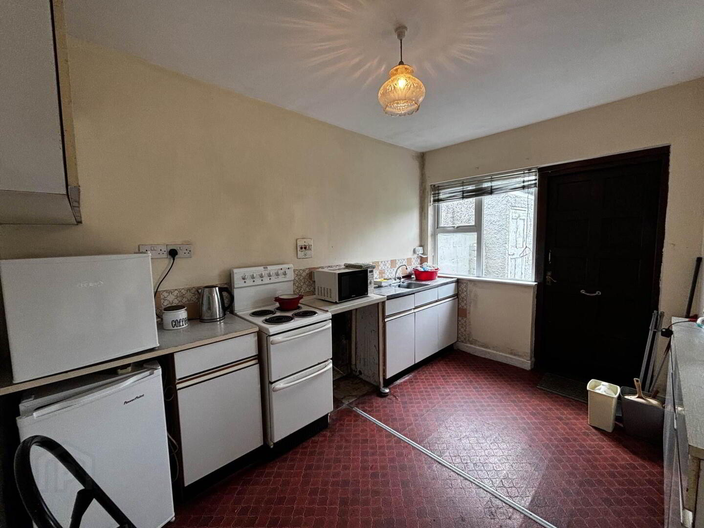 11 Norbiton Hill 8 of 21